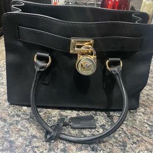 Michael Kors medium Hamilton with lock and key